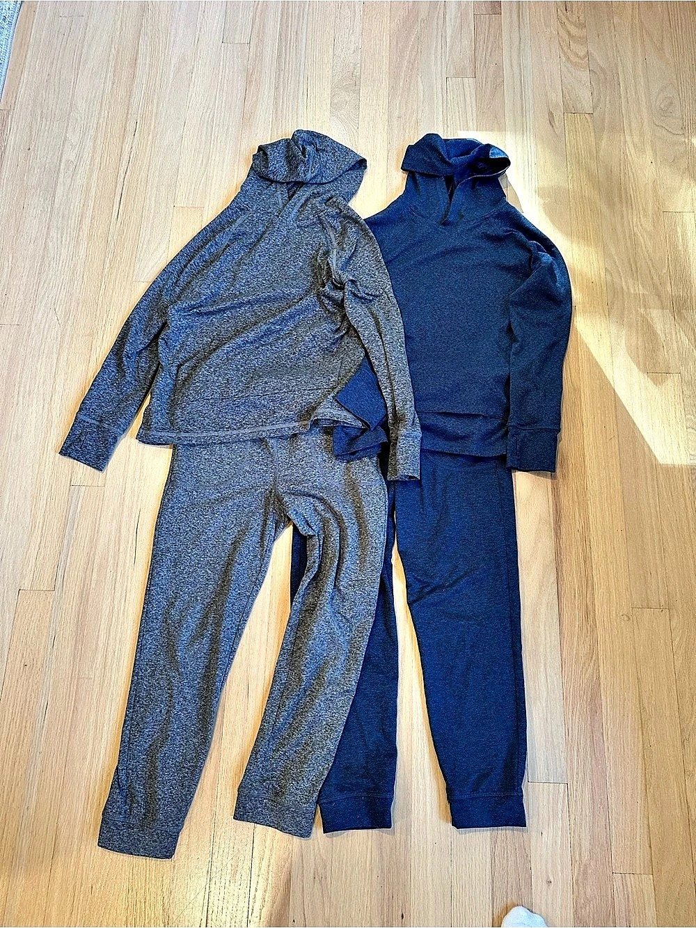 Quince Kids Flowknit performance hoodie and jogger sets size 8 - bundle